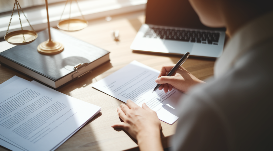 Litige avec votre assurance : la lettre juridique qui fait la différence